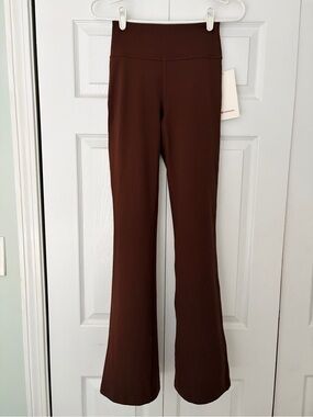 Lululemon Groove HR Flared Pants size 4 NWT LAVA CAKE